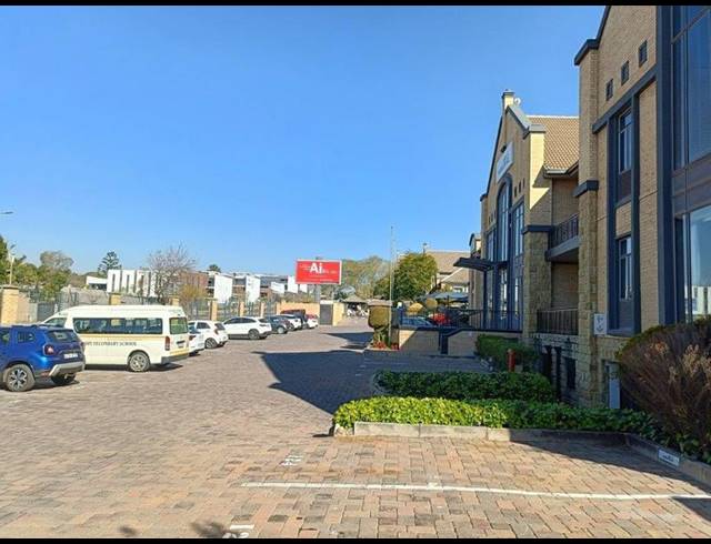 BUSINESS PROPERTY TO RENT IN BRYANSTON